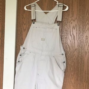 Short overalls